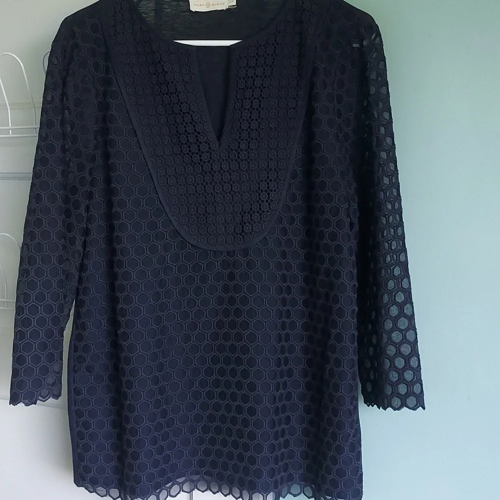 Tory Burch Tali Honeycomb Top in Navy V-neck Size Large